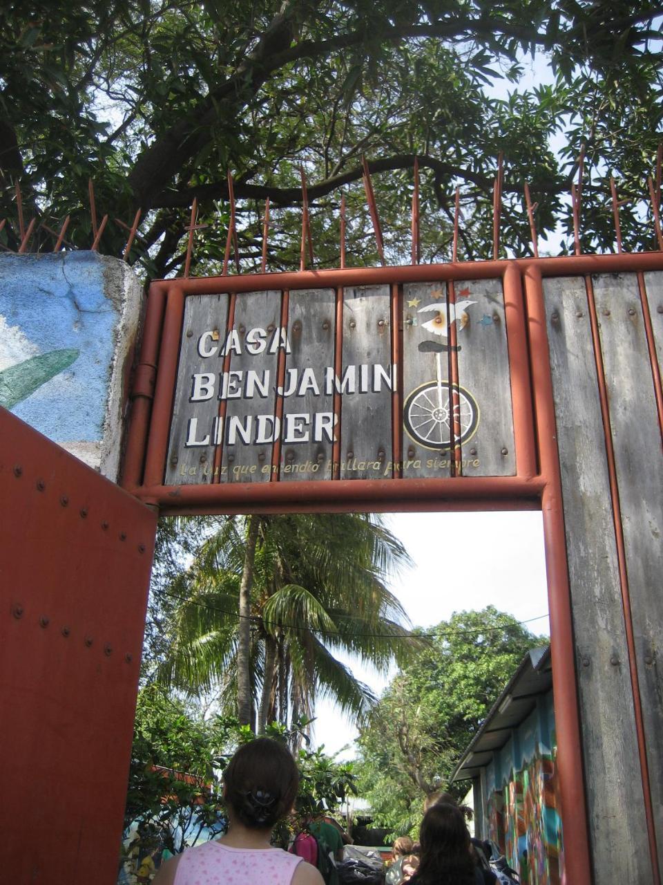 Hotel Casa Benjamin Linder Managua Esterno foto